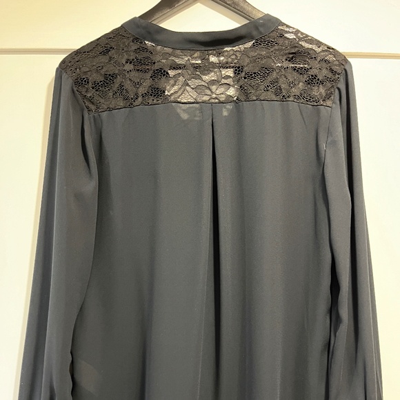 Navy blouse with lace detail - Picture 3 of 3